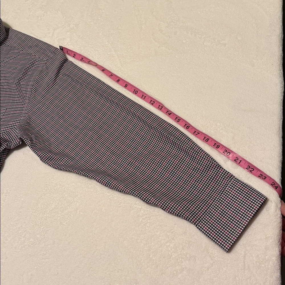 New Jos. A. Bank Men's Black and Red Plaid Shirt - Picture 7 of 7